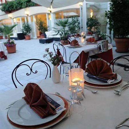 Hotel Riviera 3*