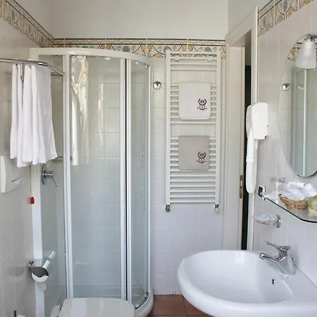Riviera 3* Varazze