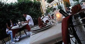 Riviera Hotel