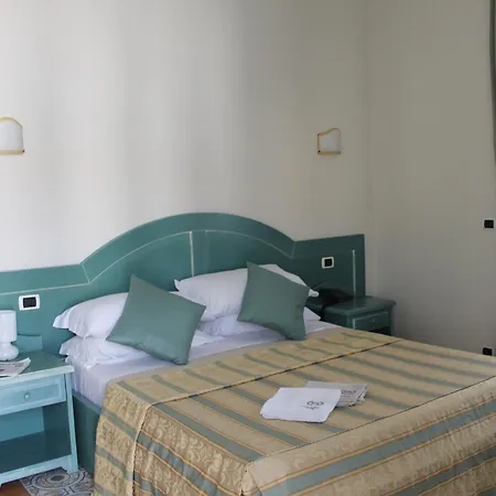 Riviera Hotel Varazze