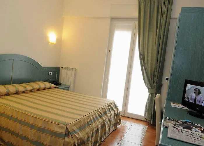 Hotel Riviera 3*