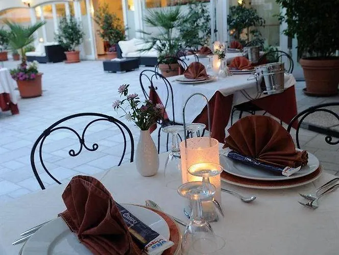 Hotel Riviera 3*