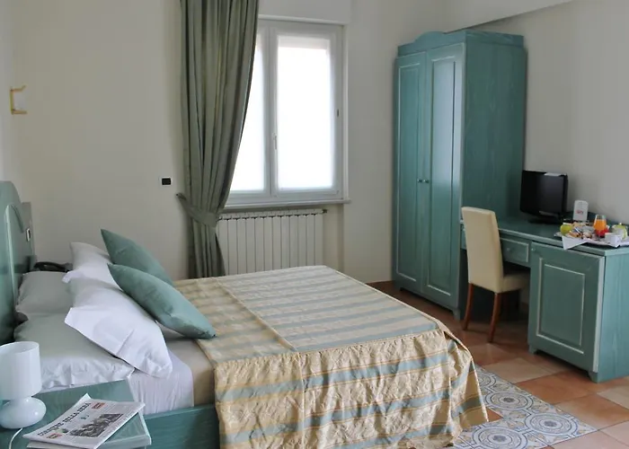 Riviera 3* Varazze