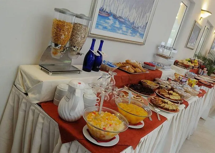 Riviera 3*