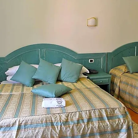 Riviera Hotel Varazze