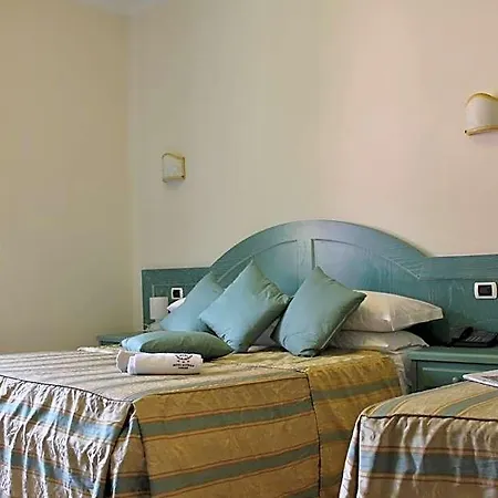 Riviera Hotel