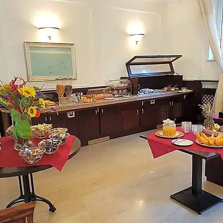 Riviera 3* Varazze