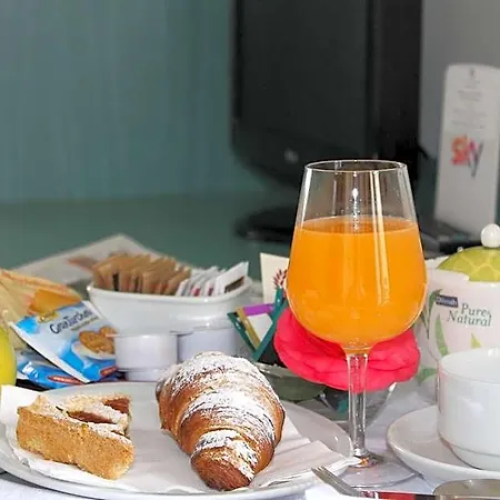 Hotel Riviera 3*
