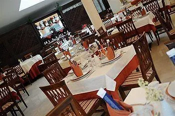 Riviera 3* ואראצה