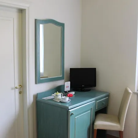 Riviera Hotel 3*